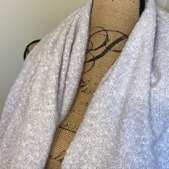 American Eagle Outfitters Oversized Scarf - Picture 2 of 5